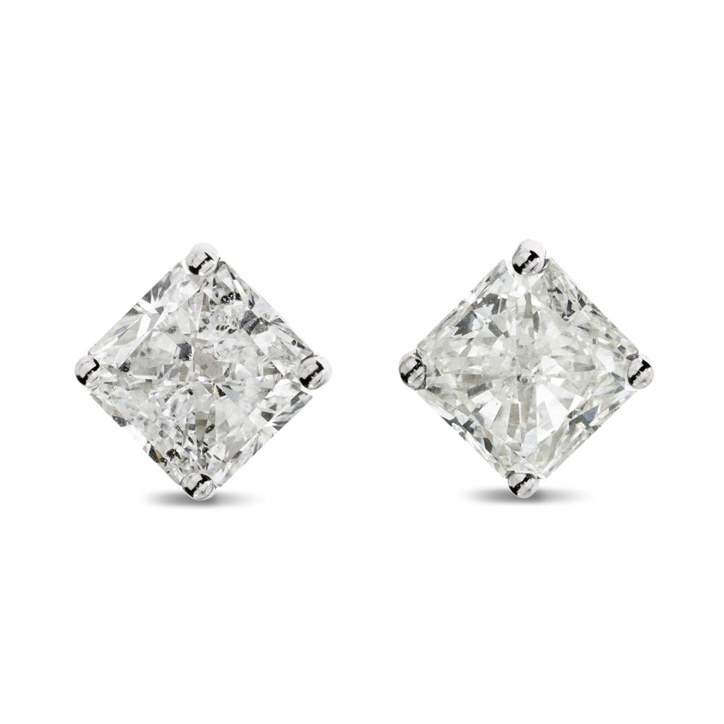A pair of diamond Stud Earrings 2.82ct E-H SI2 WGI 18K white gold