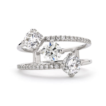 Round Brilliant Cut 3-stone Diamond Ring 1.57ct F-H SI1-SI2 WGI 18K White Gold