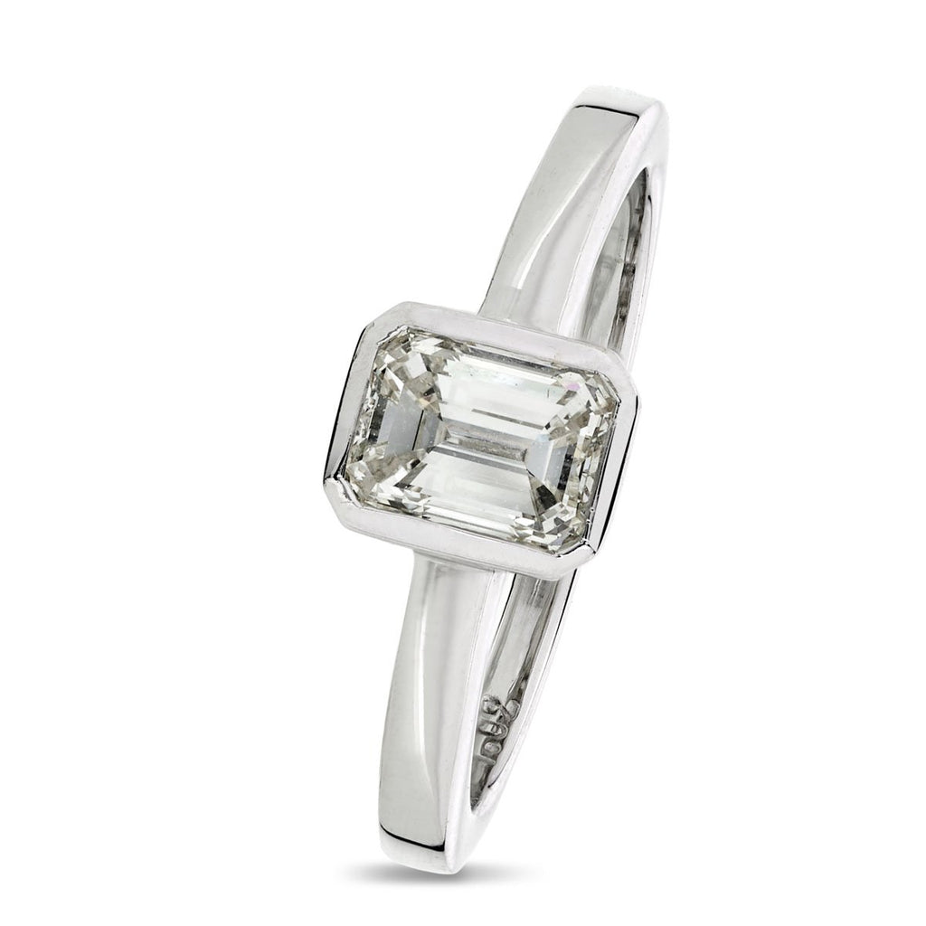 Emerald Cut Solitaire Diamond Ring 1.02ct K VS2 18K white gold